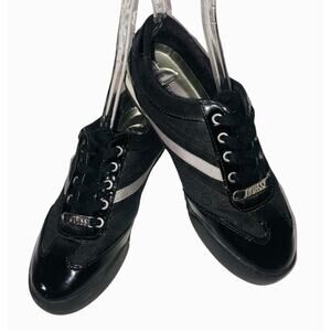 Guess Patent Leather Sneakers Silver Name Plates Logo Embossed Fabric Size 8M